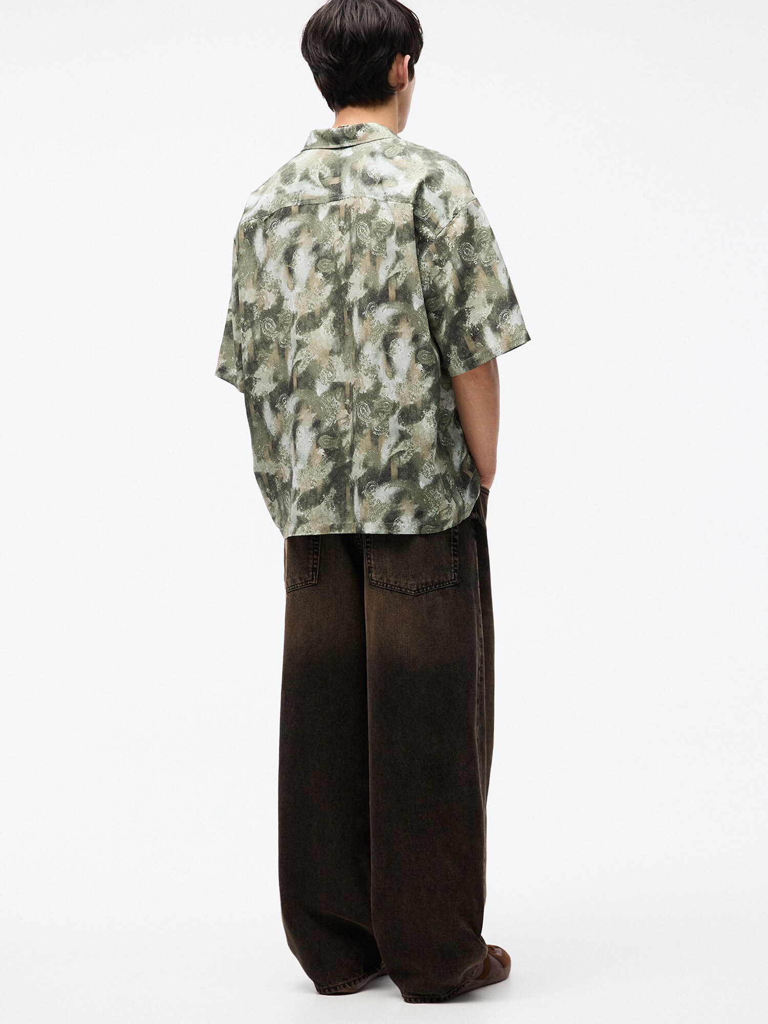 Pull&Bear Košeľa krémová / tmavobéžová / olivová (obrázok 5)