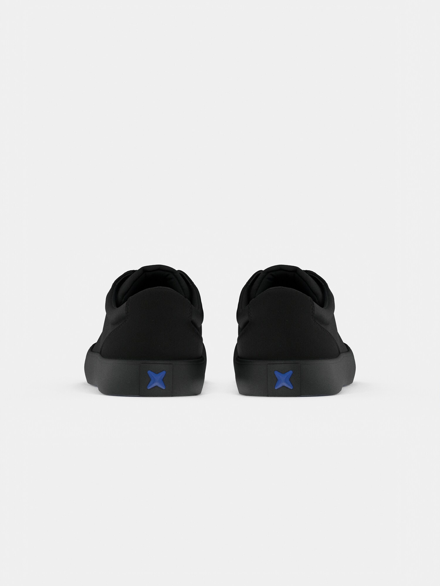 HUGO Zapatillas deportivas bajas  negro / blanco – imagen 4