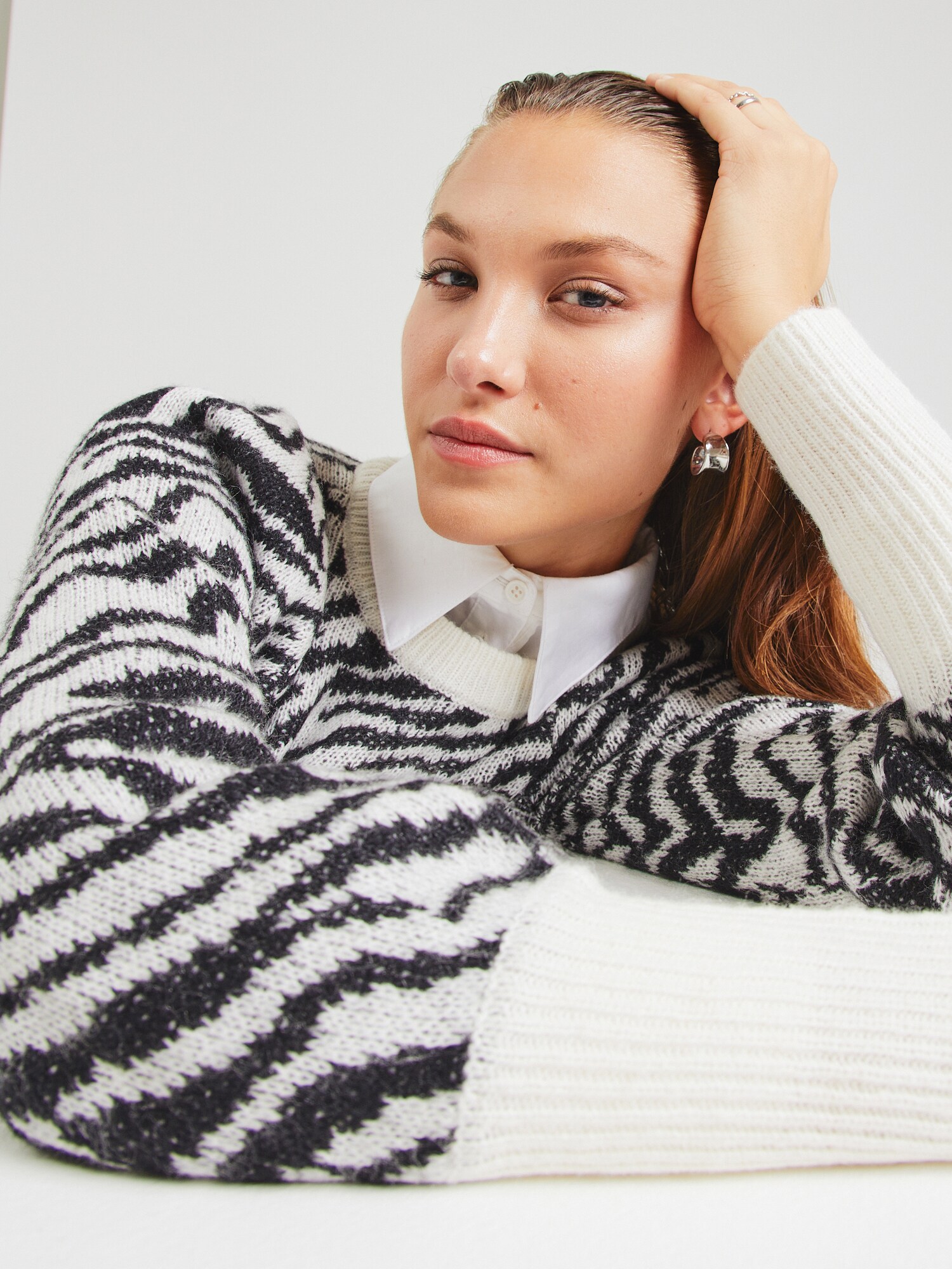 VERO MODA Sveter 'VMTARI' béžová / čierna (obrázok 5)