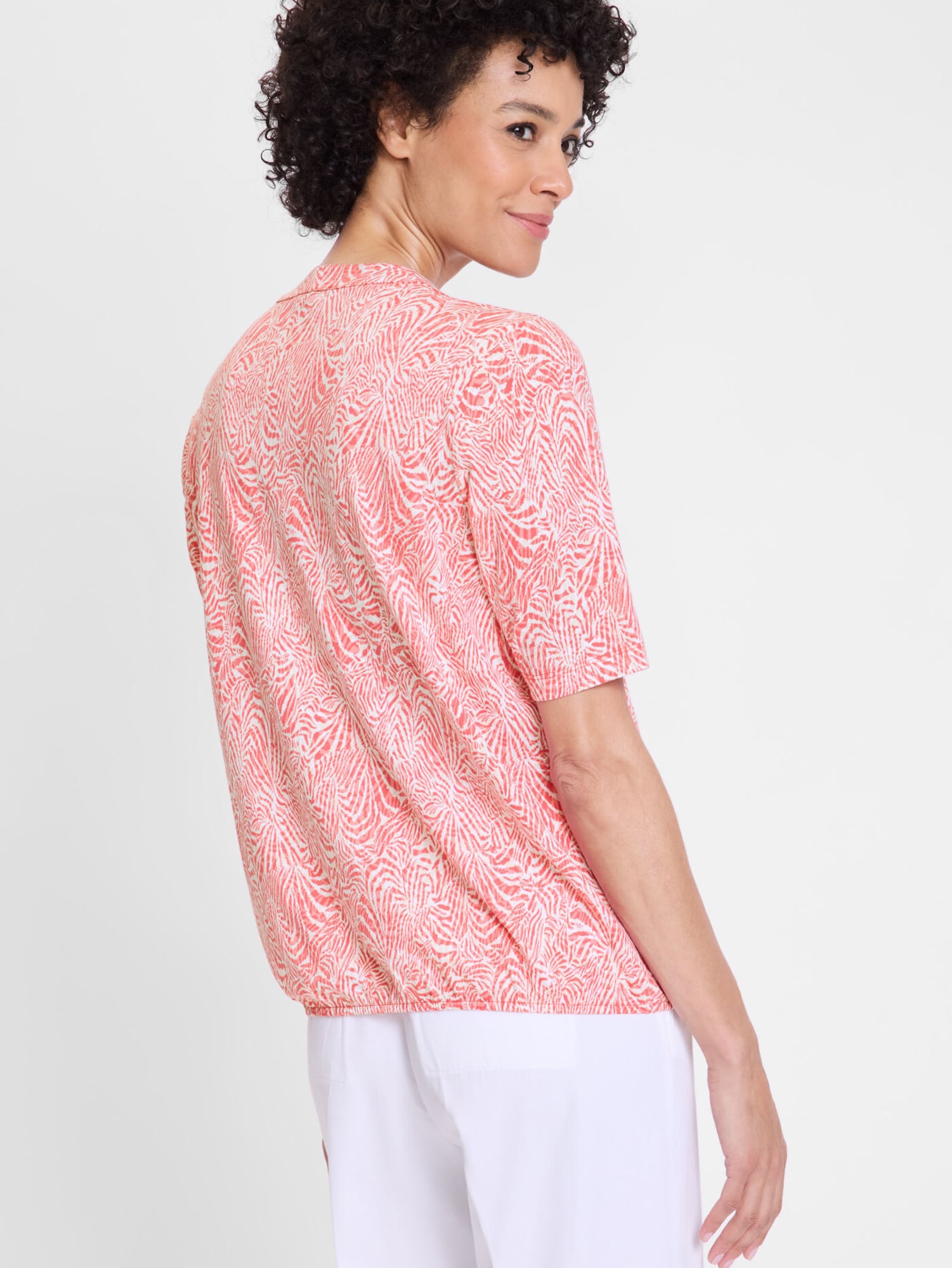 Thumbnail - Olsen Shirt, Etwas weiter geschnitten, mit Gummizug am Saum