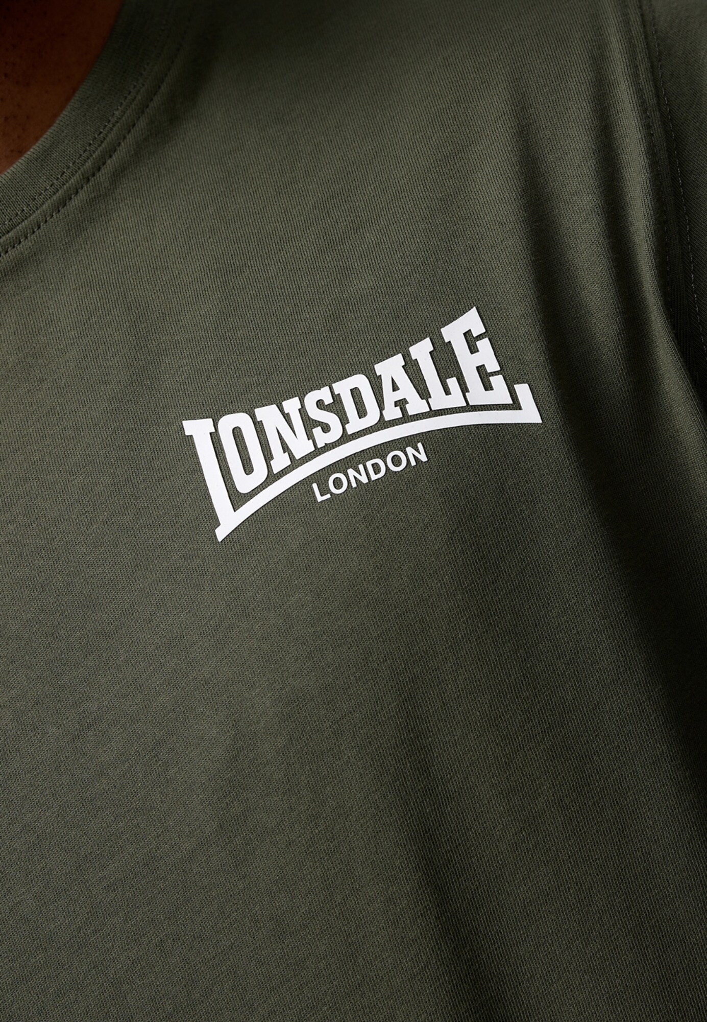 LONSDALE Póló 'ELMDON'  khaki / fehér termék 2. képe