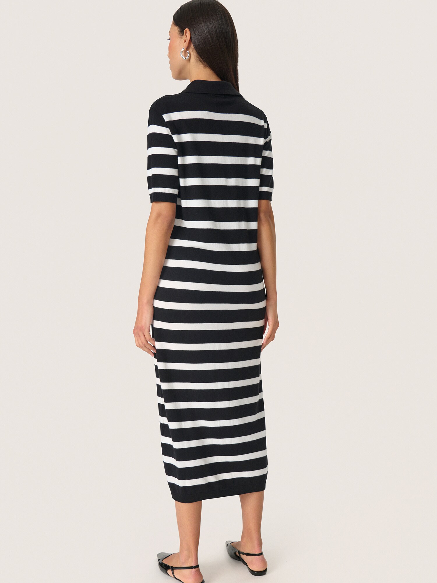 Thumbnail - SOAKED IN LUXURY Kleid SLSpina