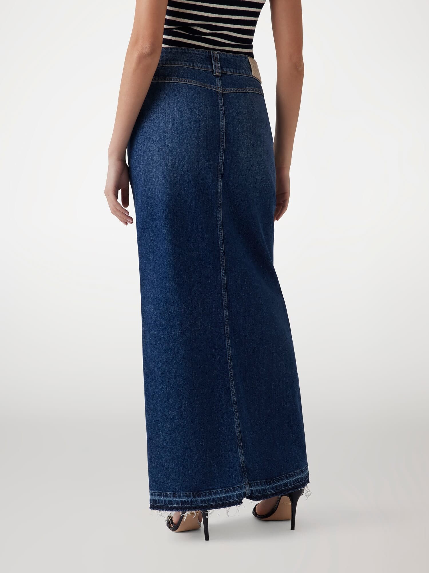 Thumbnail - GUESS Rock