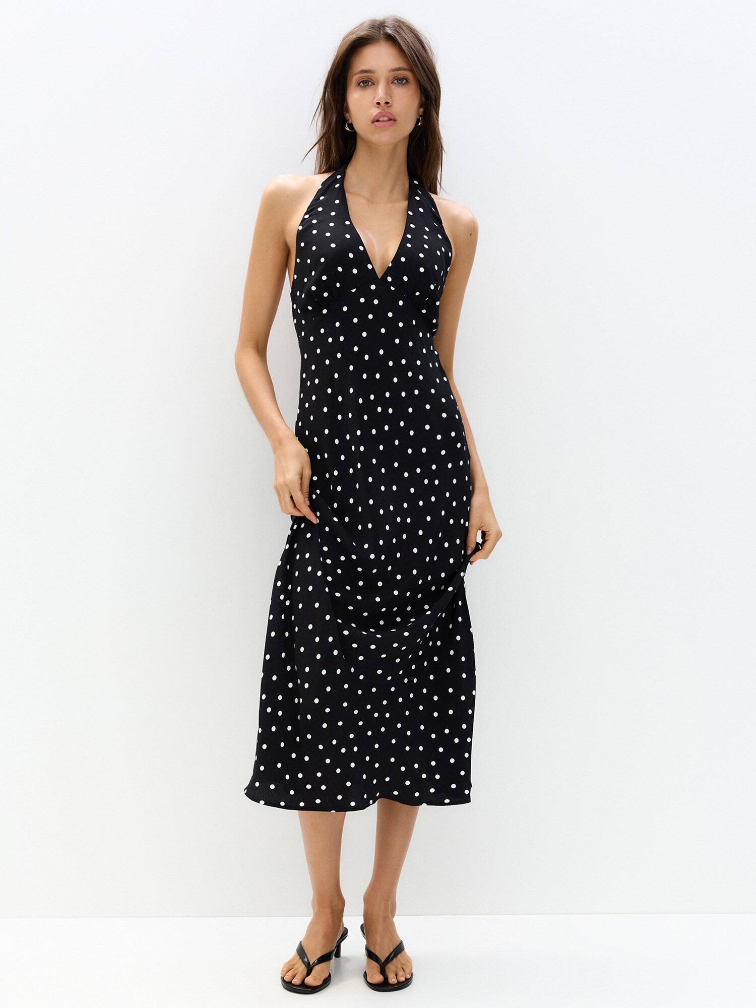 Pull&Bear Nyári ruhák  fekete / fehér termék 2. képe