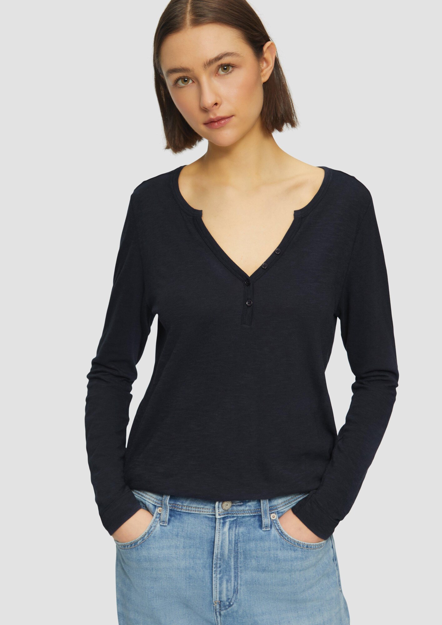 Thumbnail - Shirt