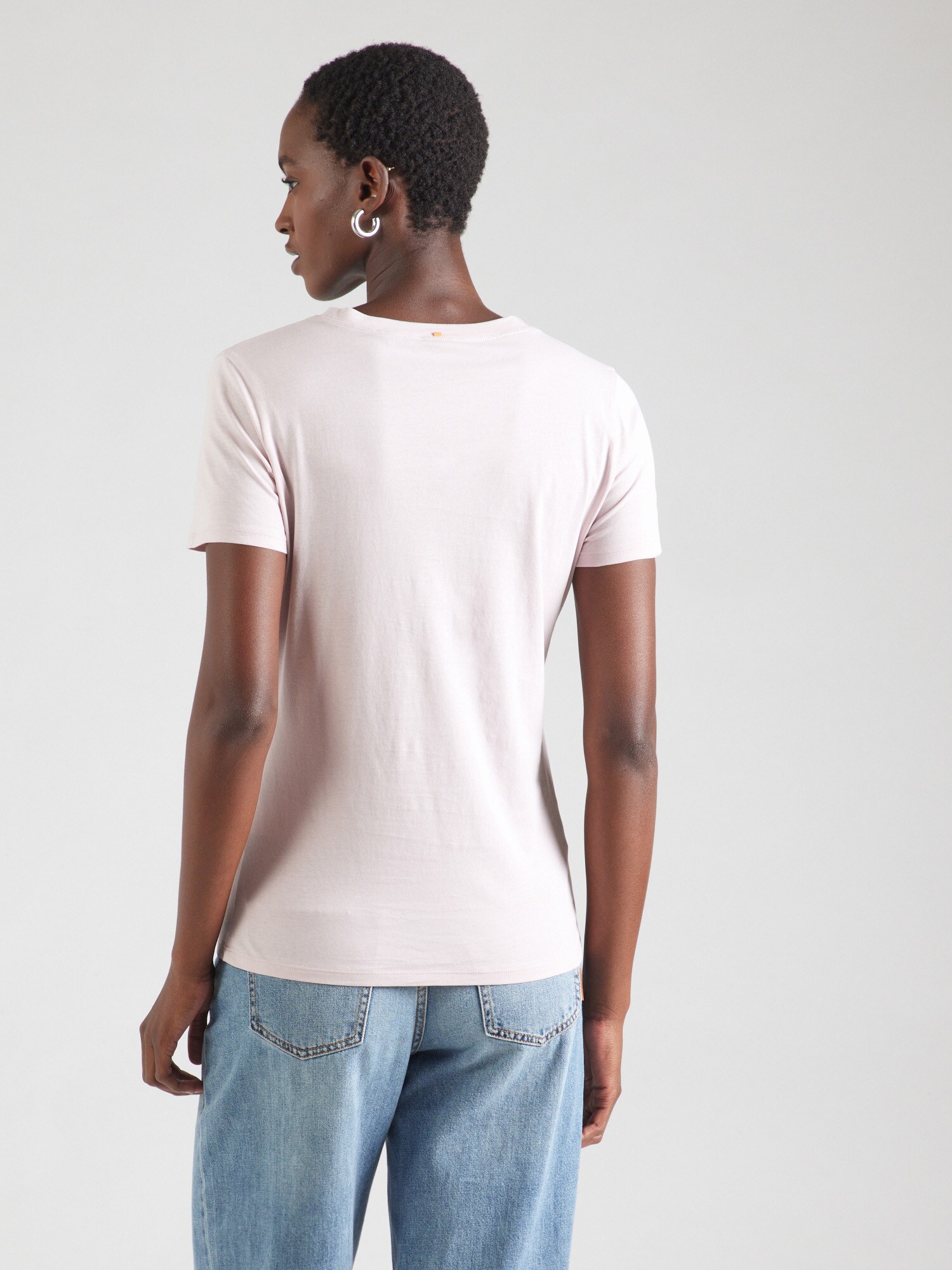 Thumbnail - T-Shirt