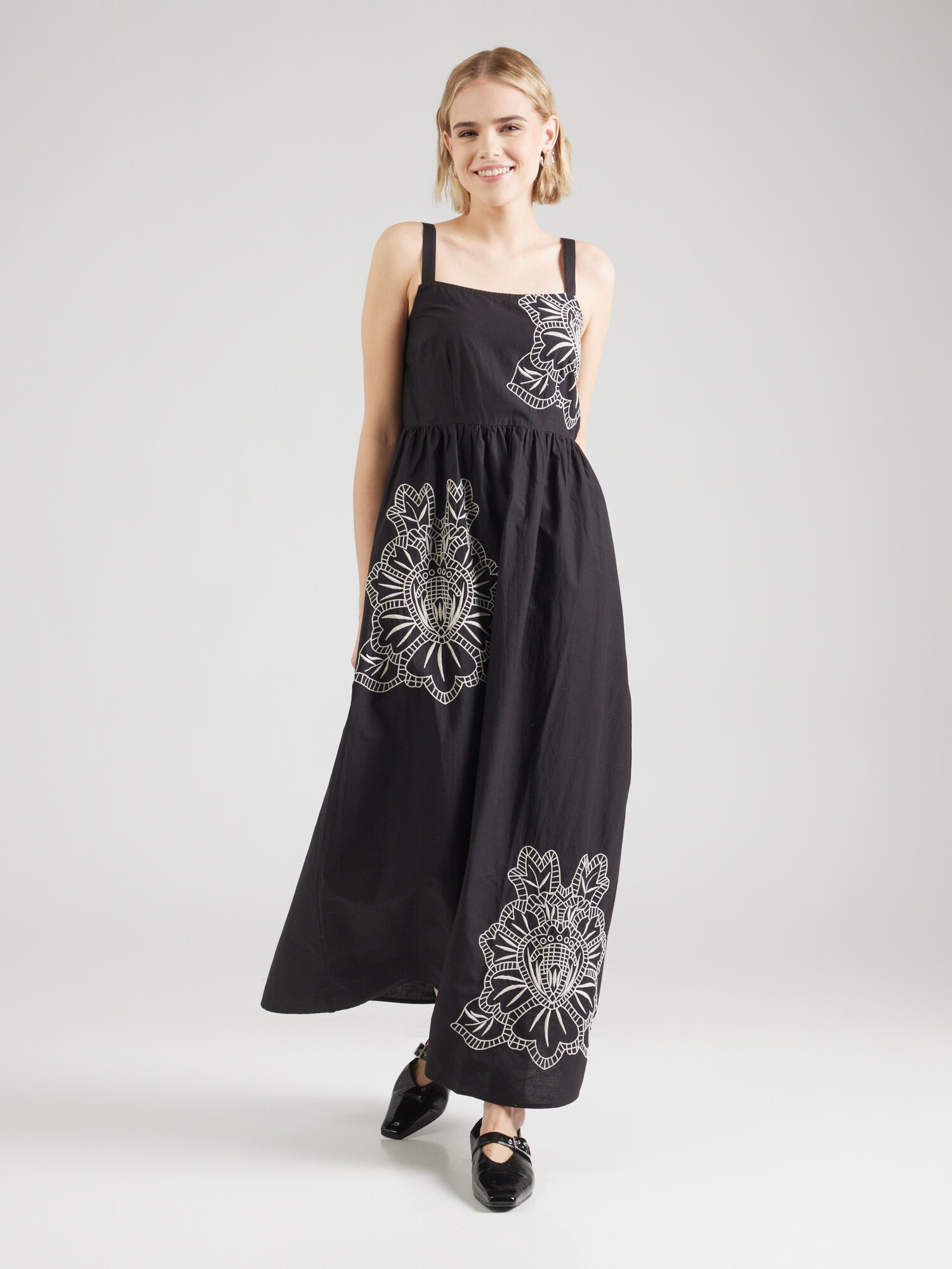 VERO MODA Ruha 'VMCINDY'  fekete / fehér termék 2. képe