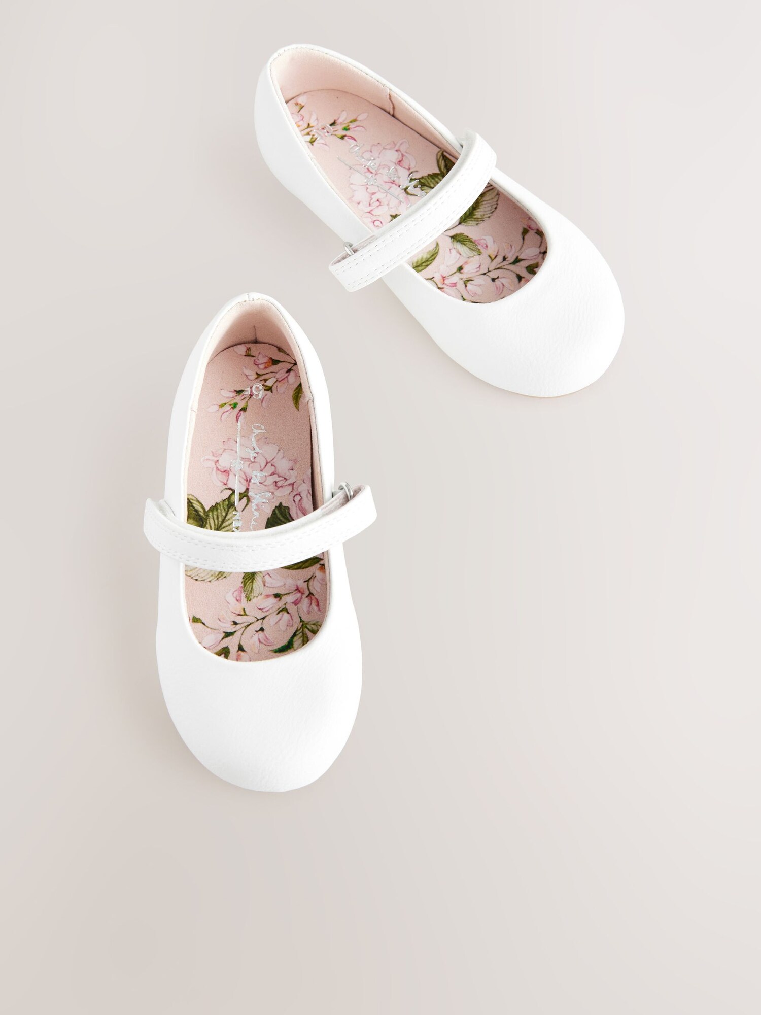 Thumbnail - Next Ballerina