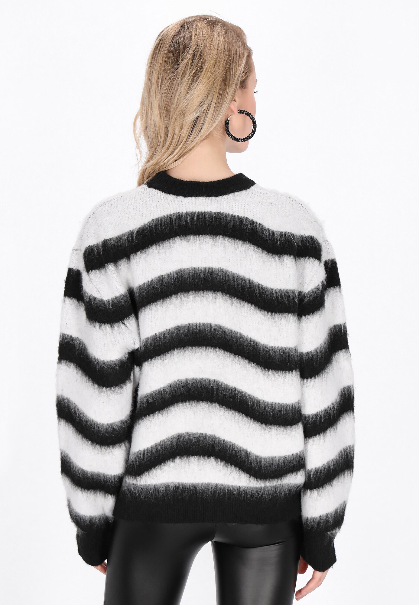 Thumbnail - myMo ROCKS Pullover