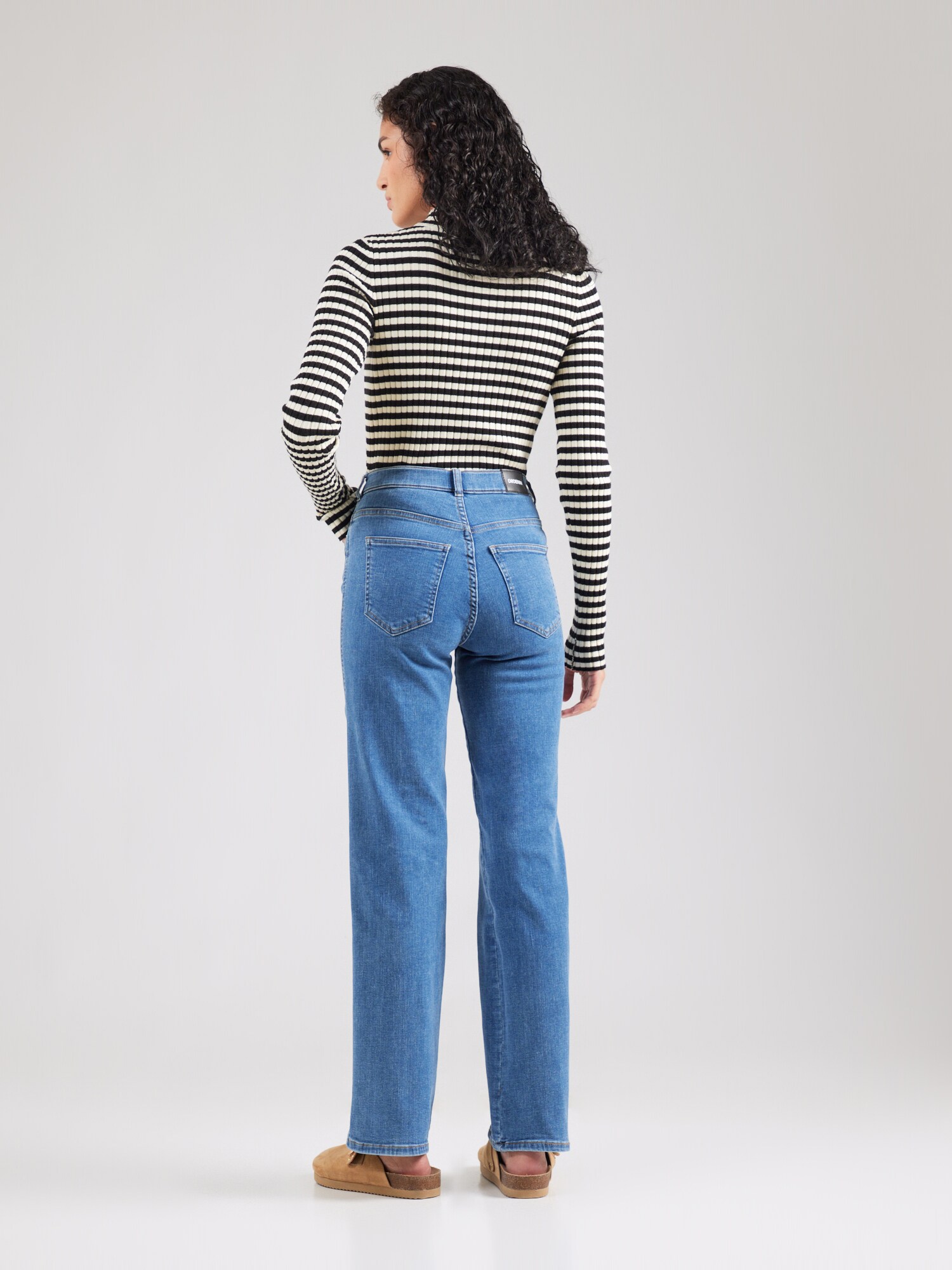 Thumbnail - Dr. Denim Jeans Moxy