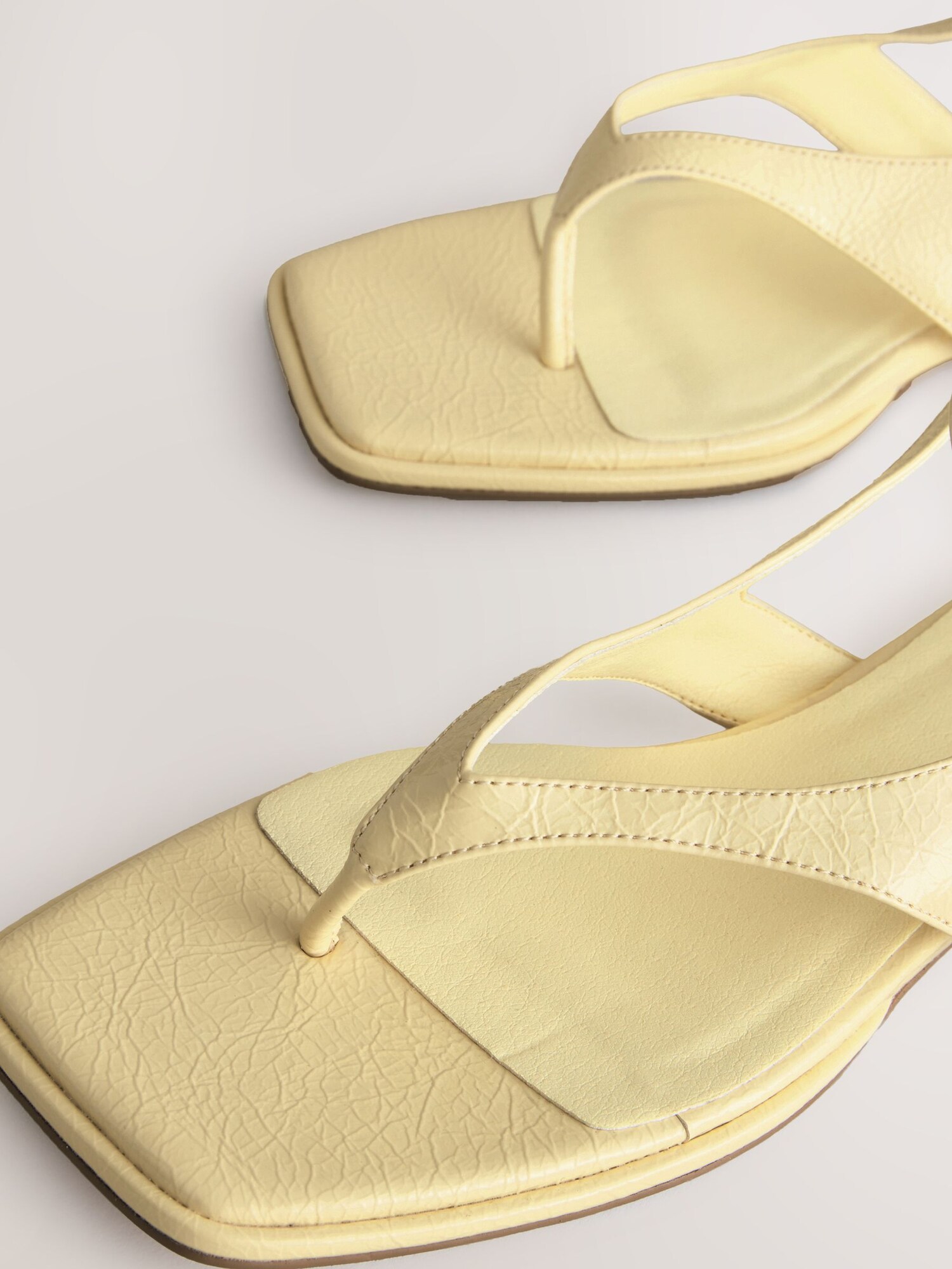Next Žabky 'Forever Comfort' pastelovo žltá (obrázok 5)
