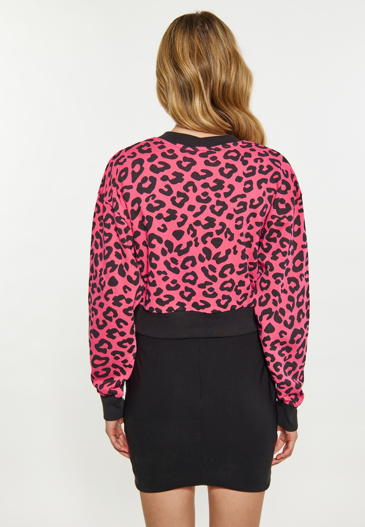 Thumbnail - MYMO Sweatshirt