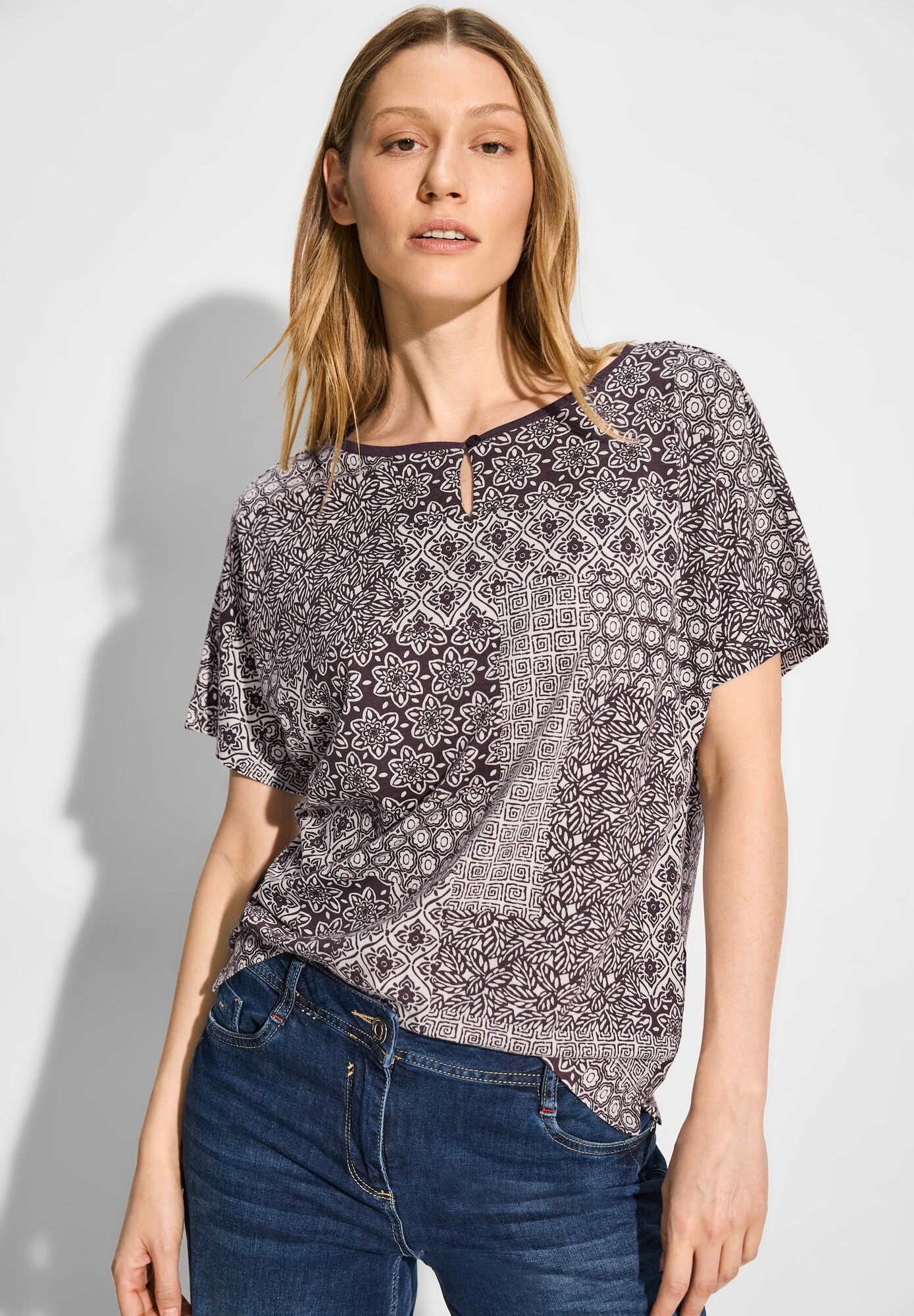 Thumbnail - Patchwork Print T-Shirt