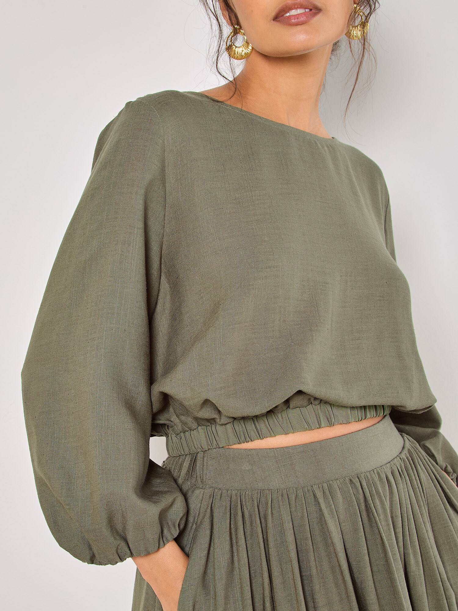 Thumbnail - Apricot Linen Blend Bubble Hem Crop Top
