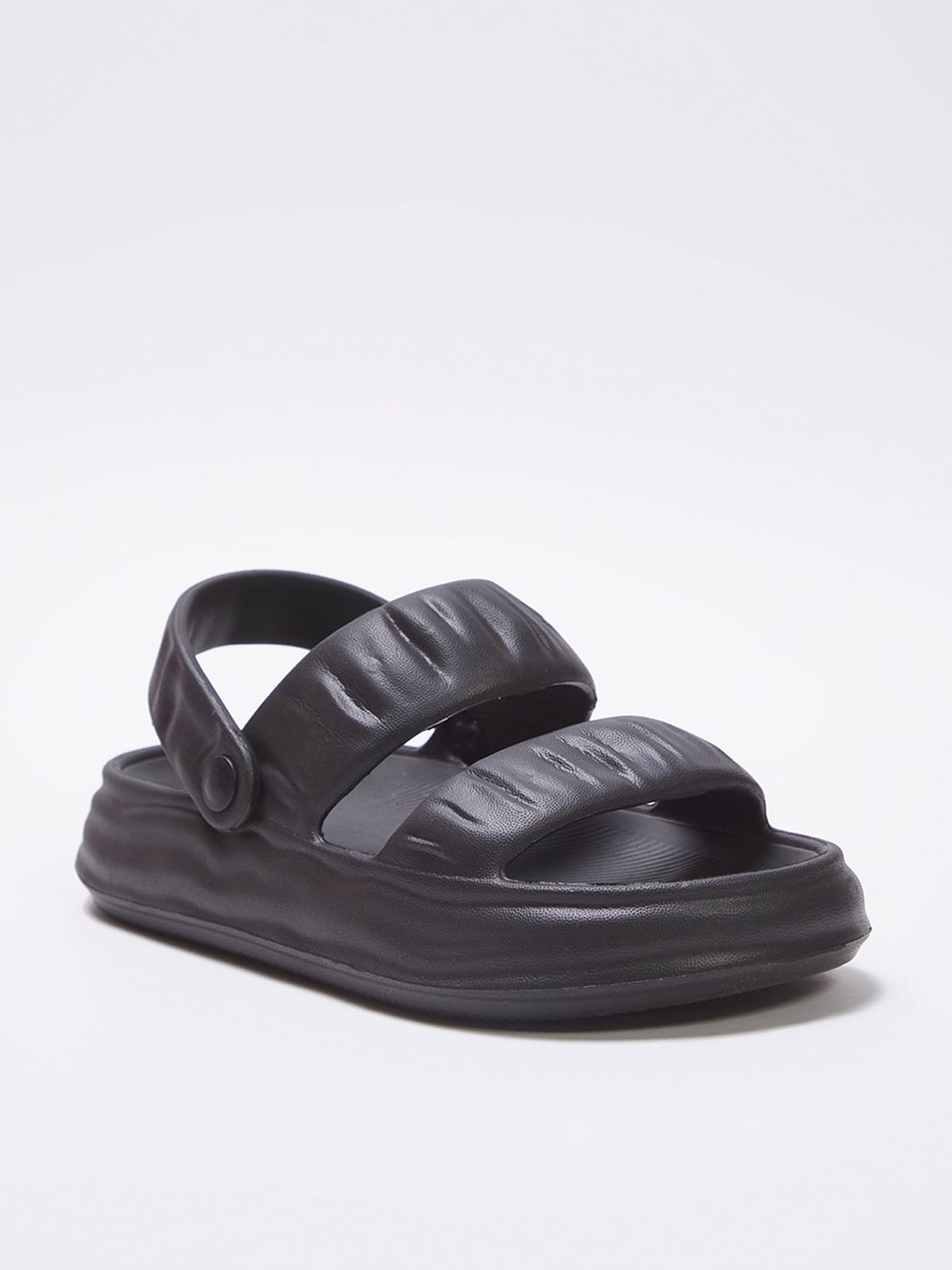 Trendyol Sandale  negru