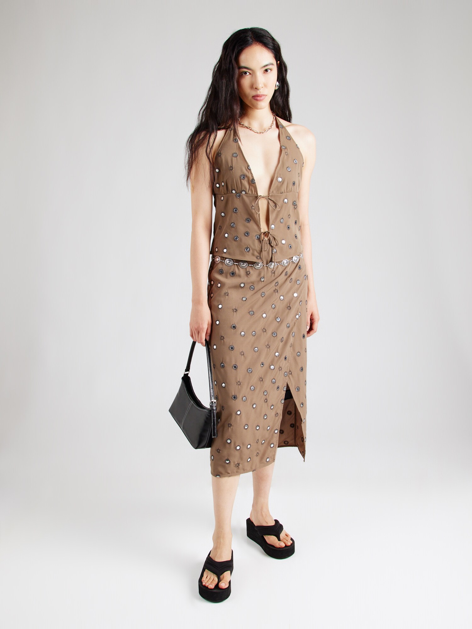 Thumbnail - WEEKDAY Rock Salem