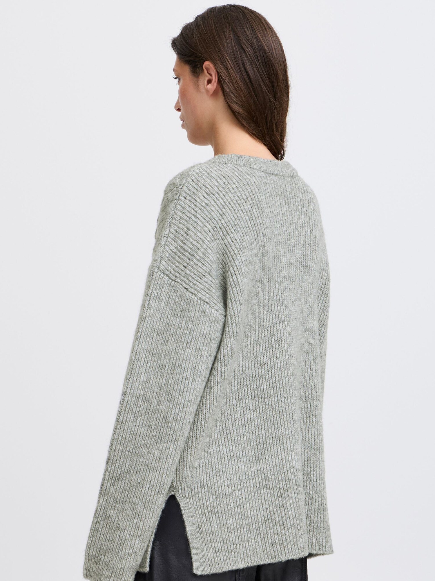 Thumbnail - b.young Pullover