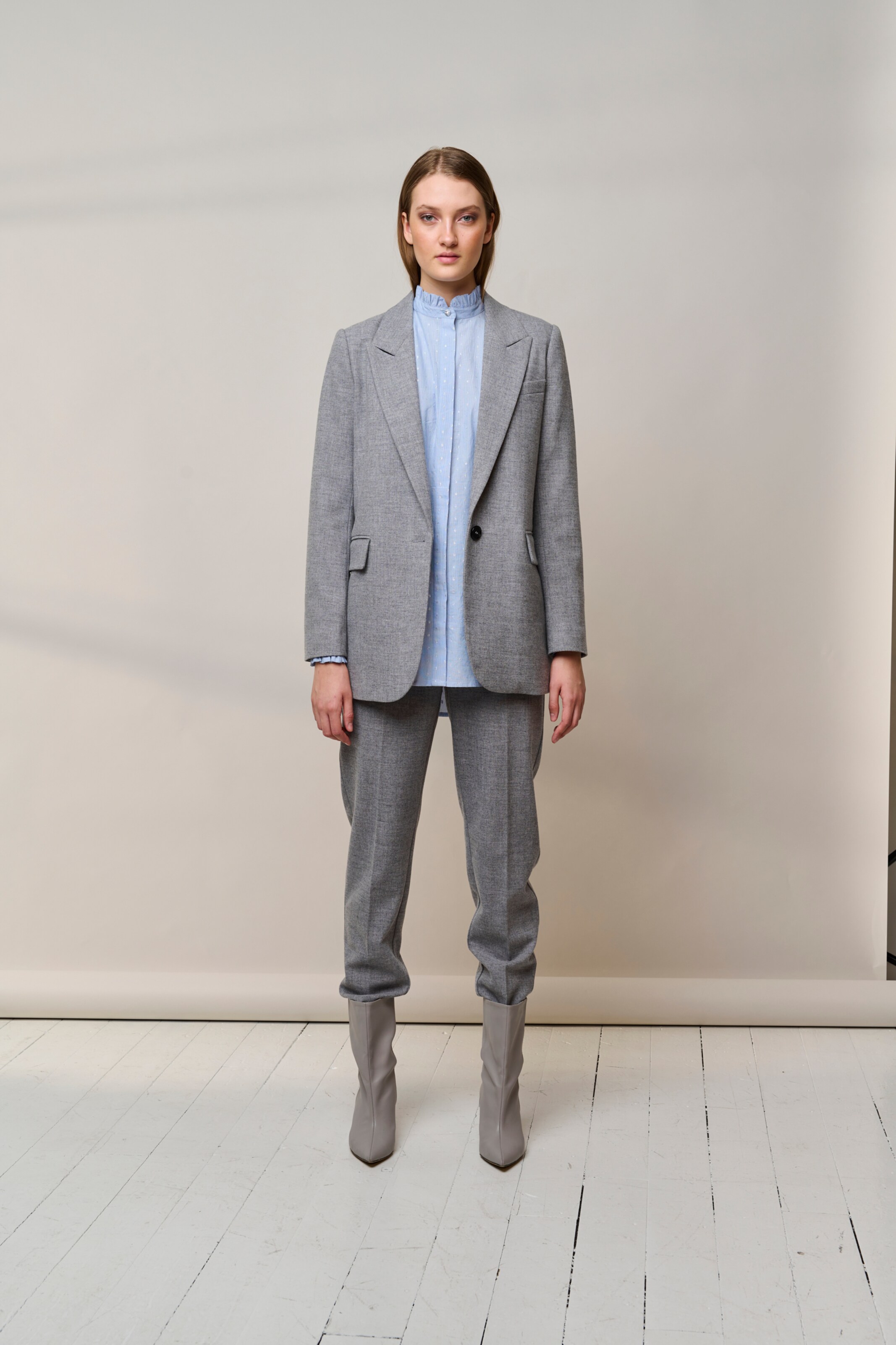 Bruuns Bazaar Pantalon À Plis 'cherry Vigga' 34 Gris
