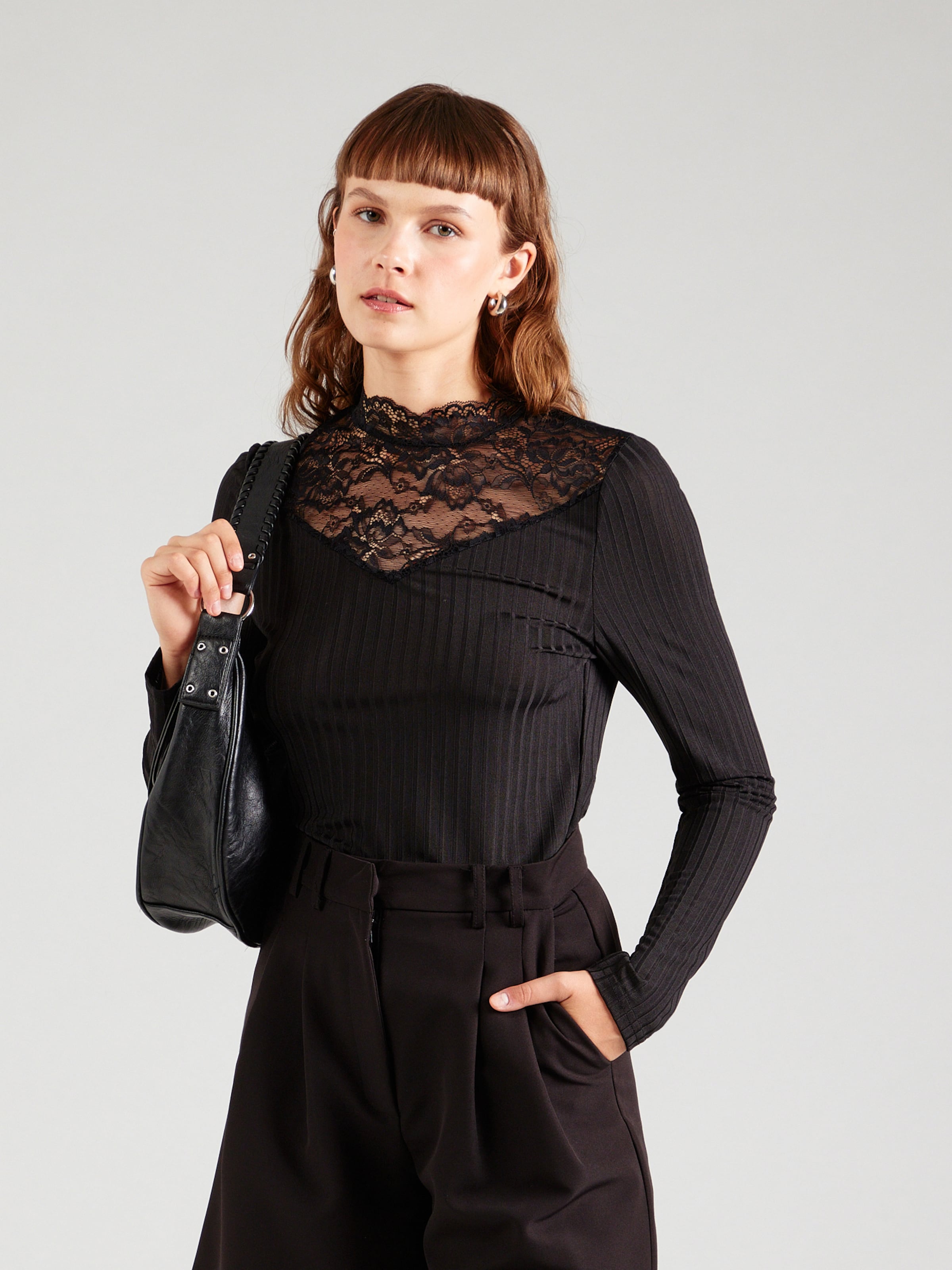 ABOUT YOU Tricou 'Zelda' femei schwarz s