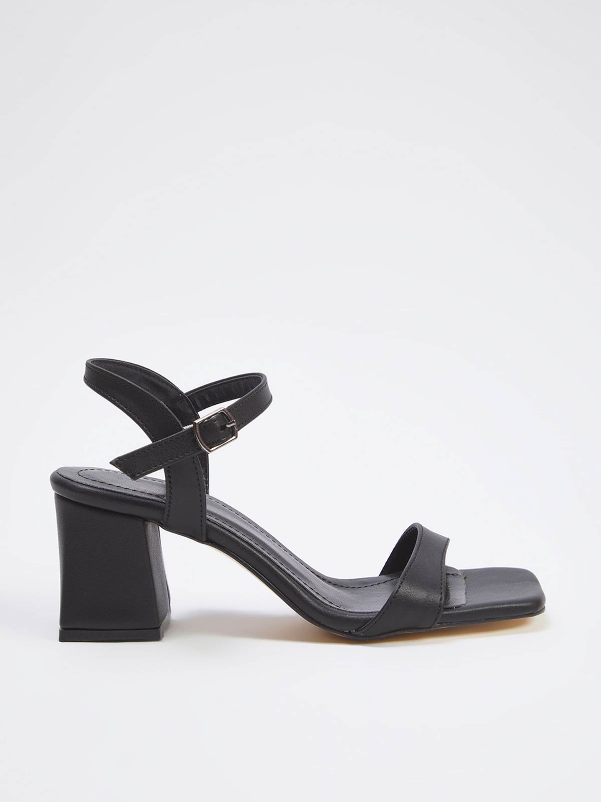 Trendyol Sandale cu baretă femei negru 39
